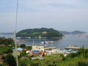 마을언덕에 올라 바라본 건너편 송도 사진