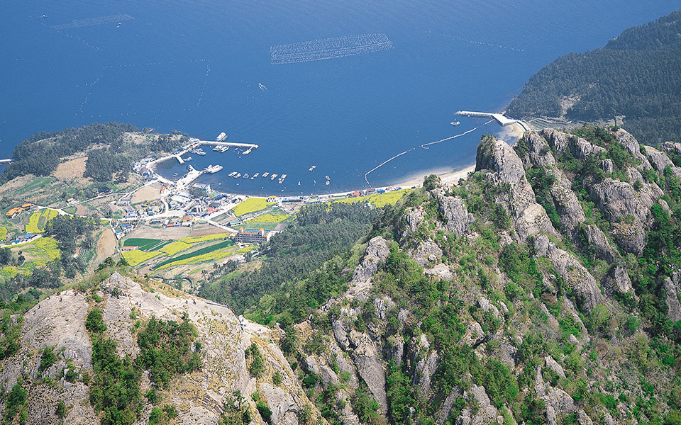 蛇梁島智異山與佛母山1